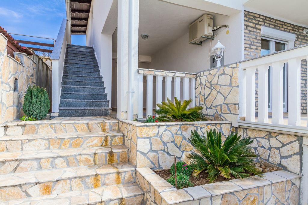 Apartmani Bregovec Maslenica Luaran gambar
