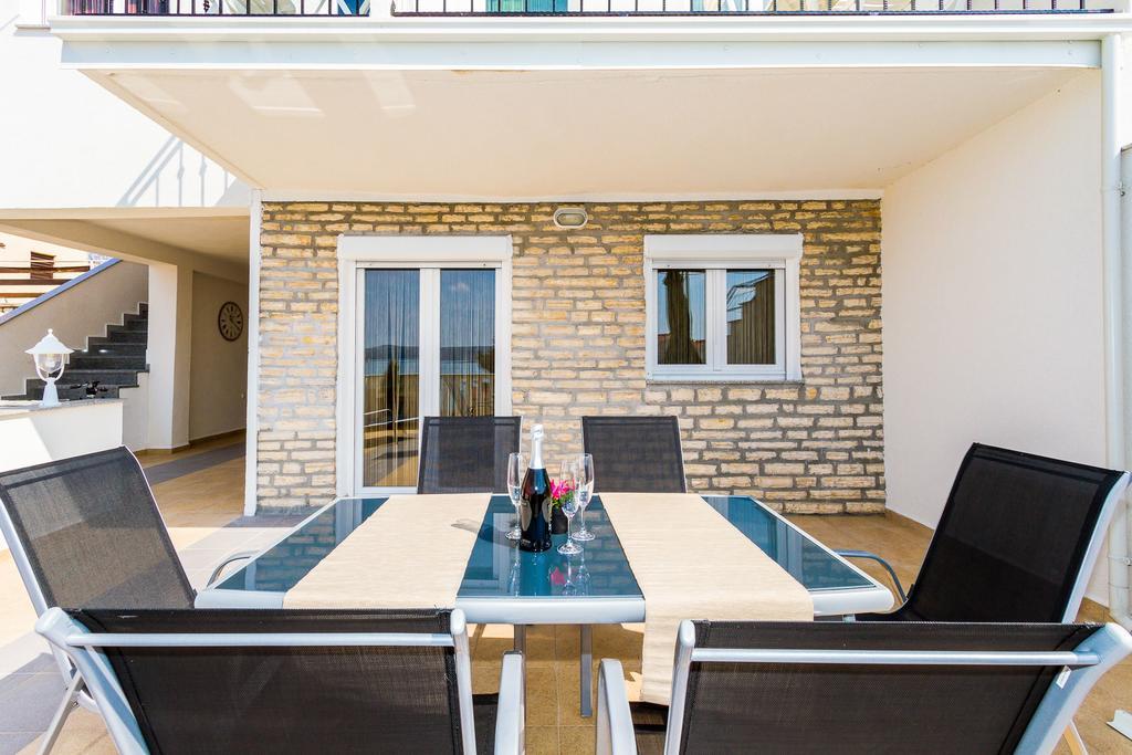 Apartmani Bregovec Maslenica Luaran gambar