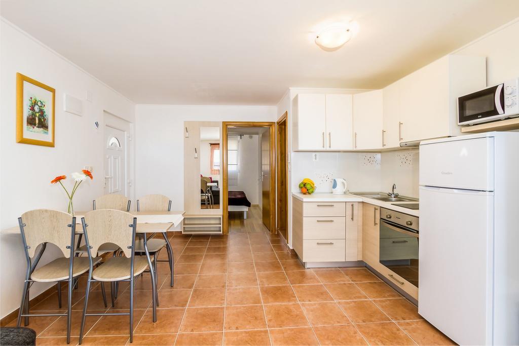Apartmani Bregovec Maslenica Luaran gambar